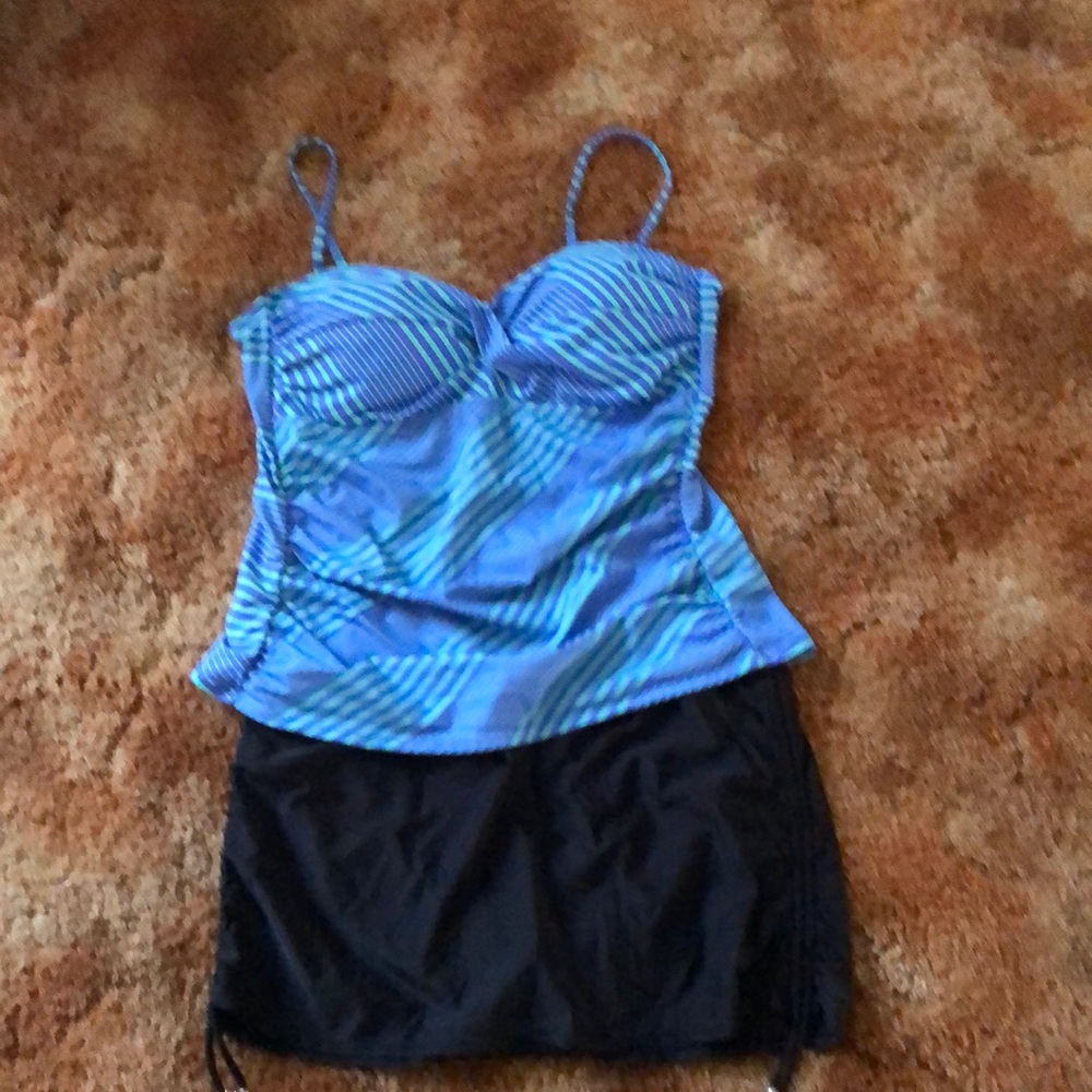 Swim suit